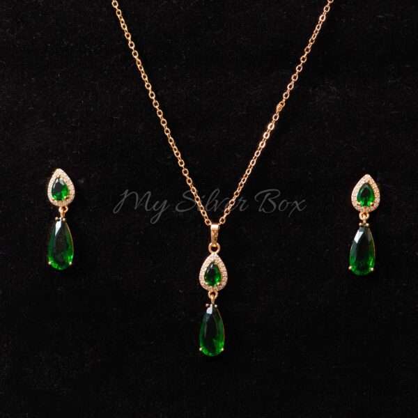 Almond Shaped Emerald Green Zircon Set - Image 4