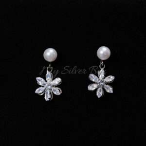 Pearl & Zircon Flower Earring (Silver)