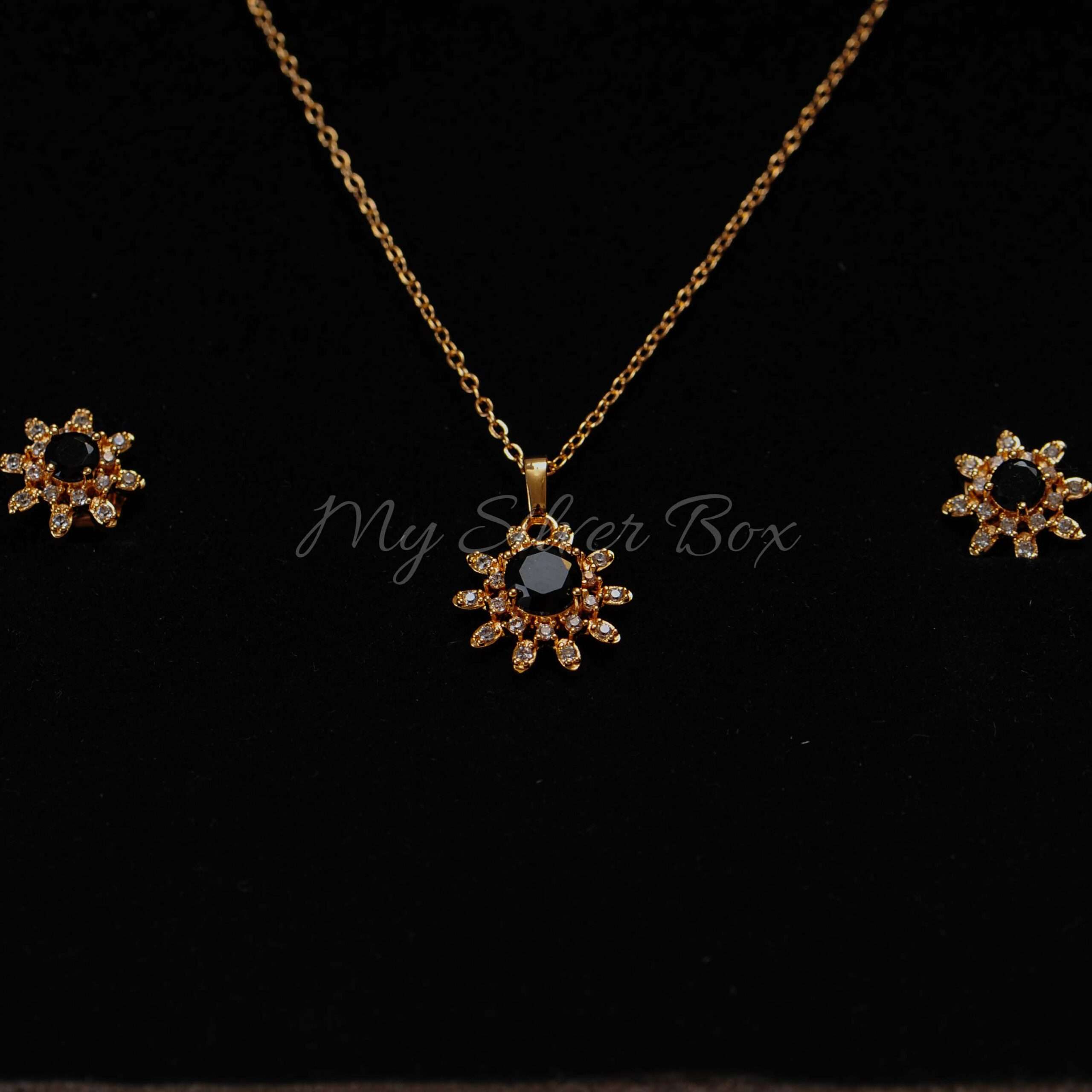 Black Zircon Flower Gold Set