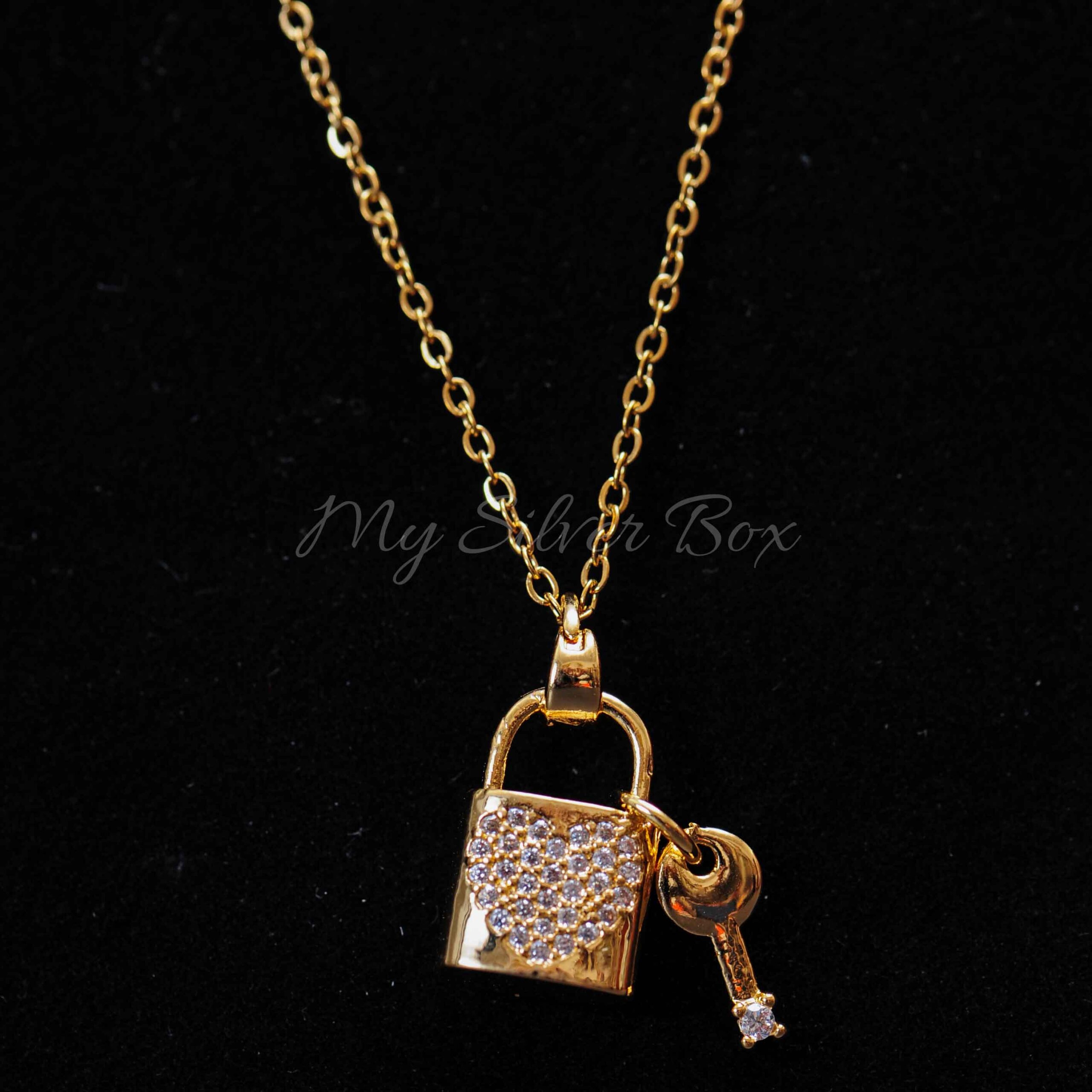 Lock with key Locket